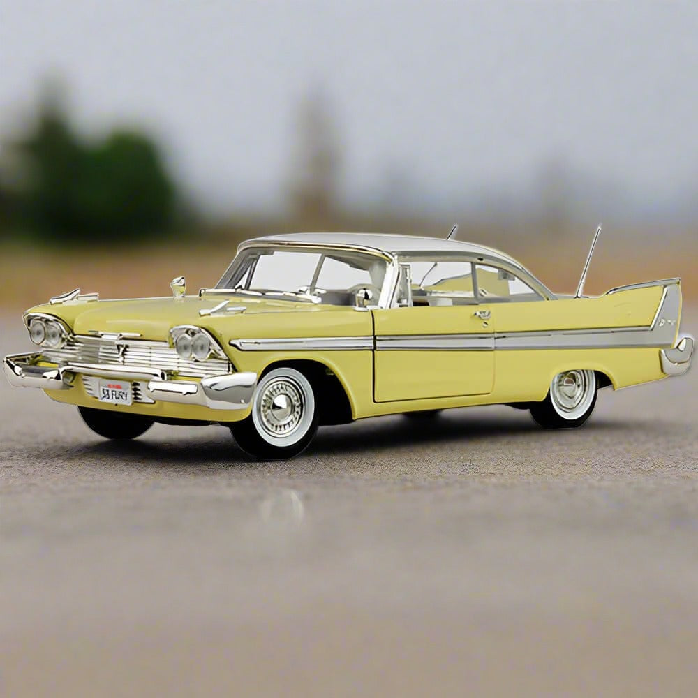 1/18 プリムスフューリー 1958 ライトイエロー ダイキャスト製ミニカー 1958 Plymouth Anniversary Fury | Timepieces International