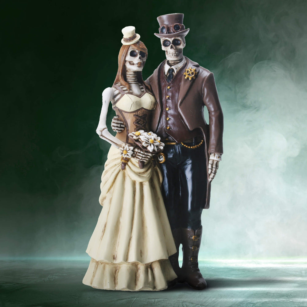 Daniel Steiger Undying Love Statue