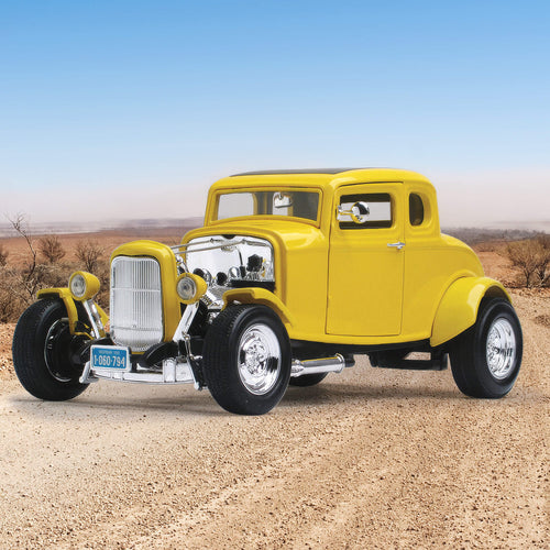 1932 Ford 5-Window Roadster - Yellow