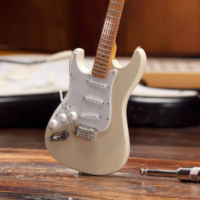 Fender Reverse Headstock Stratocaster Guitar Model
