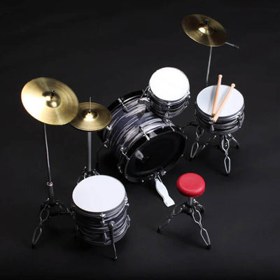 Fab Four Classic Oyster Miniature Model Drum Set