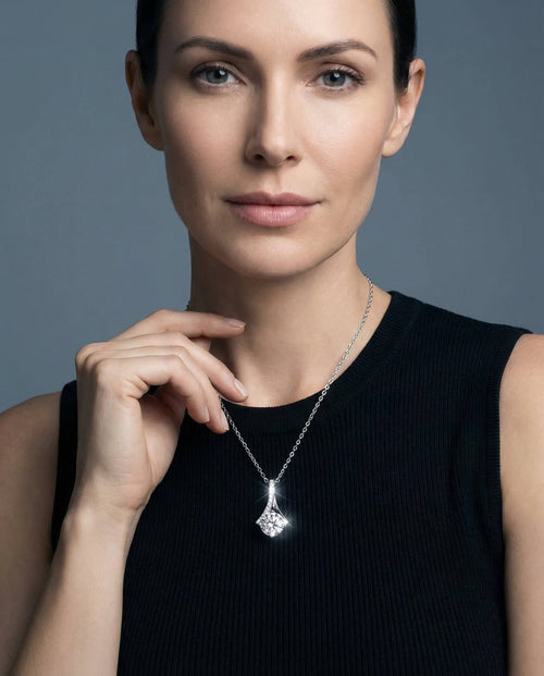 Nova Moissanite Pendant