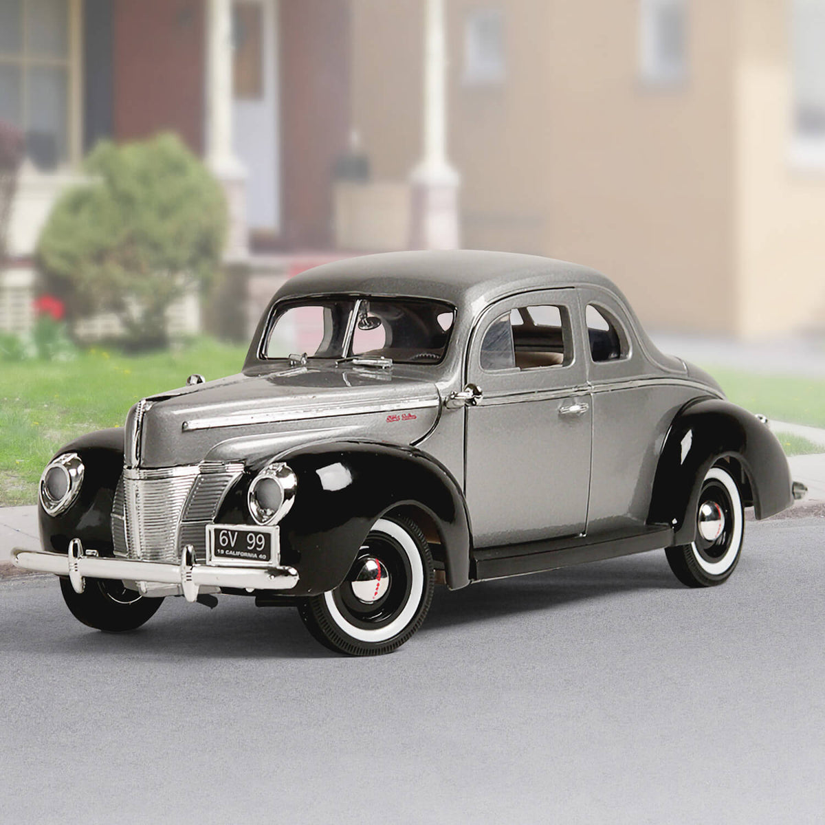 Daniel Steiger 1940 Ford Deluxe Gray