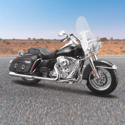 Daniel Steiger 2013 Harley-Davdison Road King Classic